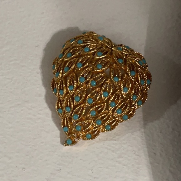 2” heart w turquoise pin or brooch vintage piece - Picture 2 of 5
